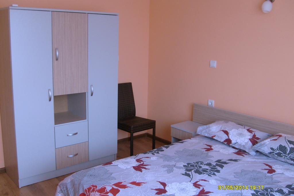 Guest Rooms Mihaylovi Pavel Banya Room photo